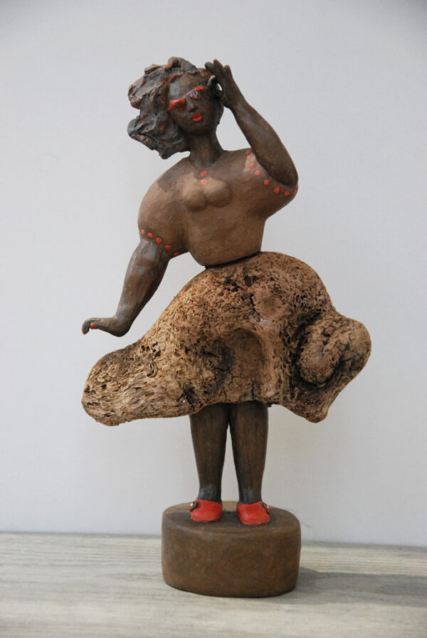 sculpture, céramique, bois flotté, femme