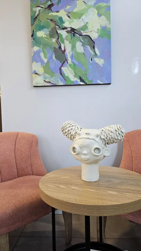 céramique, tête avec lunettes